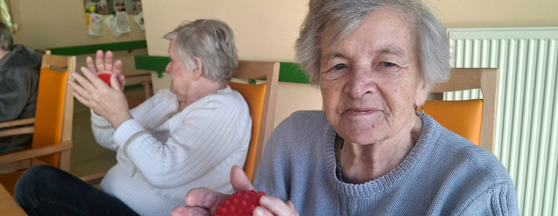 Cvičení a hraní s míči