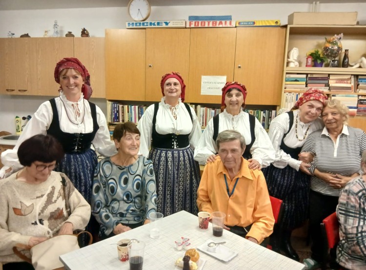 Předvánoční vystoupení v Domě s pečovatelskou službou v Borovanech