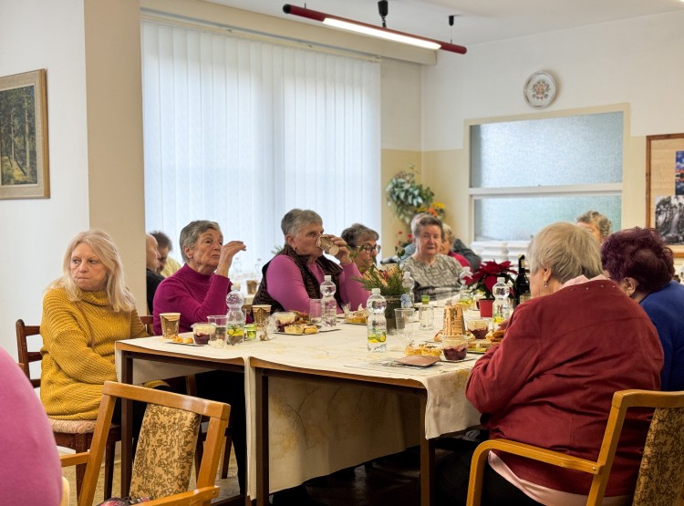 Vánoční večírek a loučení s kolegyní ve Zlivi