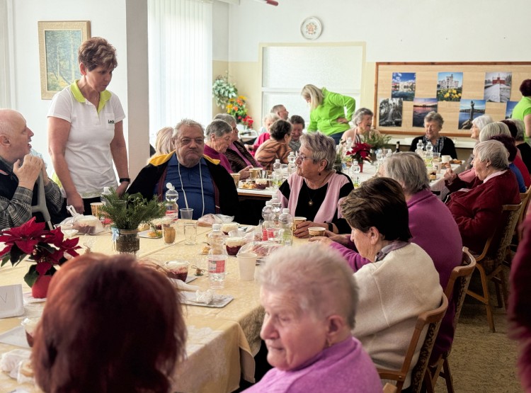 Vánoční večírek a loučení s kolegyní ve Zlivi