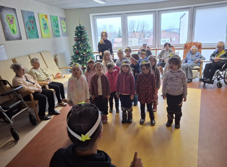 Předvánoční mezigenerační setkání