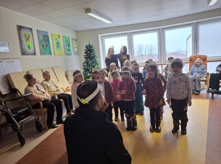 Předvánoční mezigenerační setkání