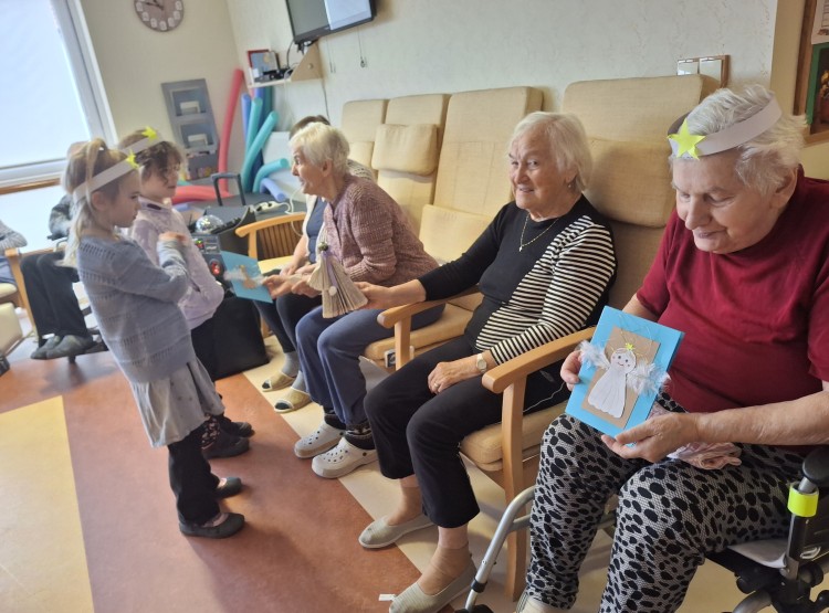 Předvánoční mezigenerační setkání