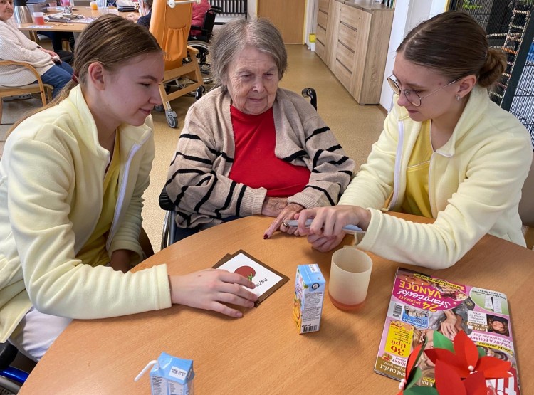 Bingo, pastelky a dobrá nálada