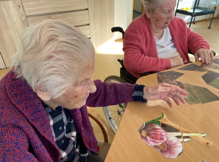 Každý den s úsměvem u společného stolu