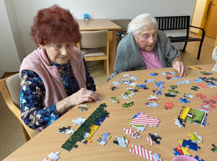 Každý den s úsměvem u společného stolu