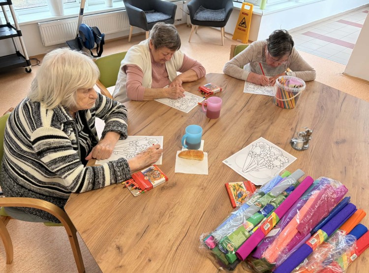 Každý den s úsměvem u společného stolu