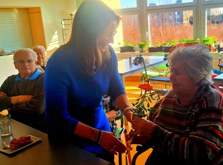 Oslava březnových narozenin v Domově pro seniory Vysoké Mýto