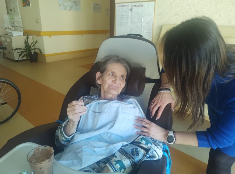 Oslava březnových narozenin v Domově pro seniory Vysoké Mýto