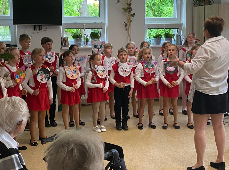 Dopoledne s Koťaty a studenty z AHOLu