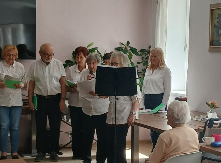 Když se z nabitého programu stane neoficiální koncert