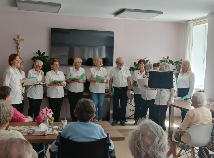 Když se z nabitého programu stane neoficiální koncert