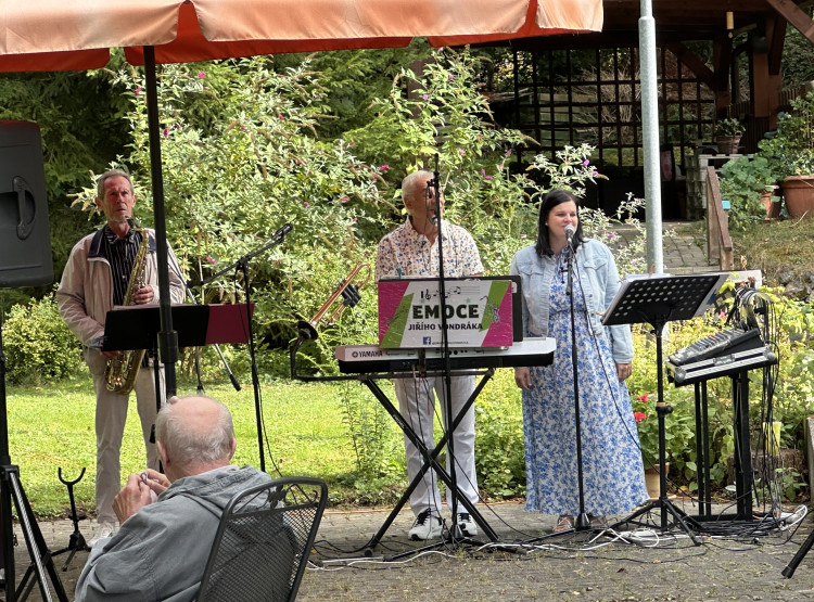 Oslavili jsme konec léta zahradní slavností