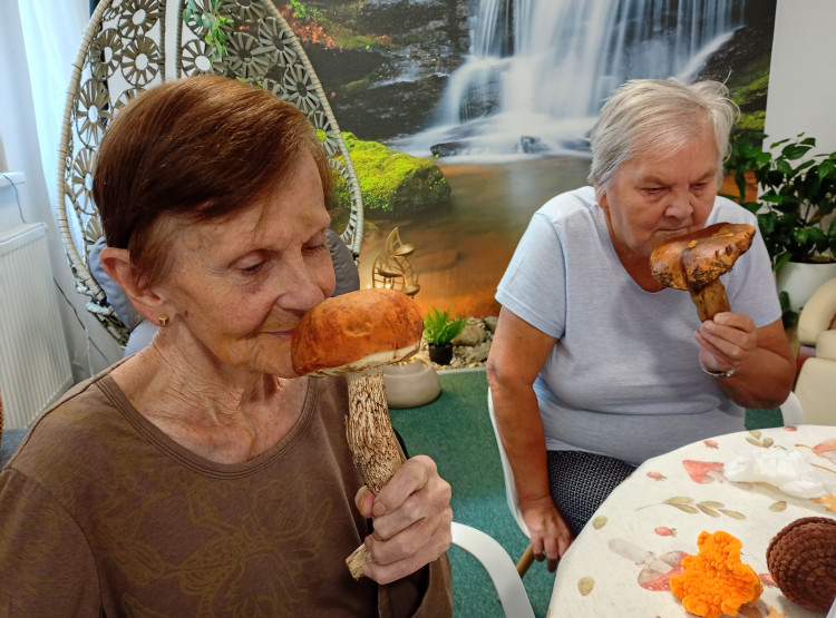 Vůně lesa a hub potěšila všechny smysly