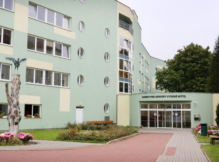 Informace pro zájemce a žádost o přijetí