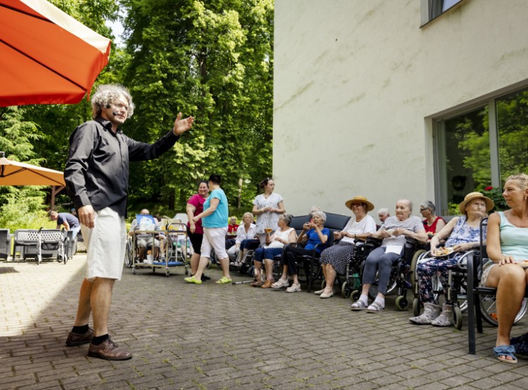 Zahradní slavnost Centra sociálních služeb Emausy 2023