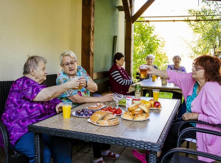 Grillování v DPS v Týně nad Vltavou