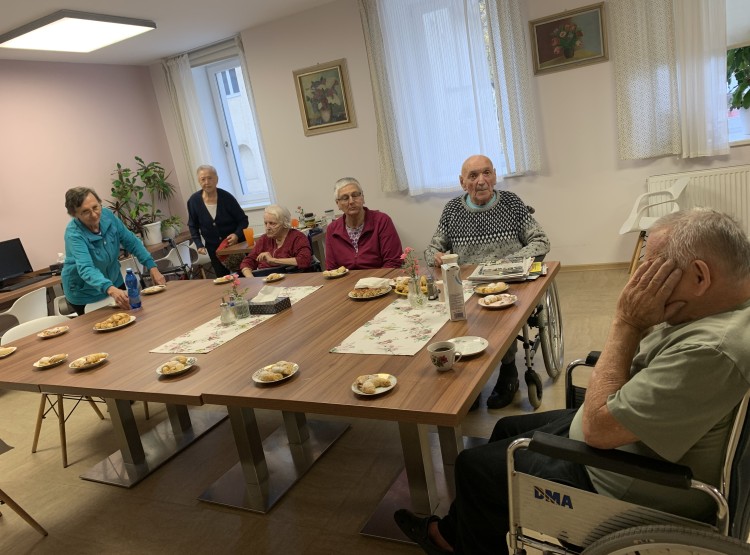 Svatomartinské pečení v Centru sociálních služeb Emausy