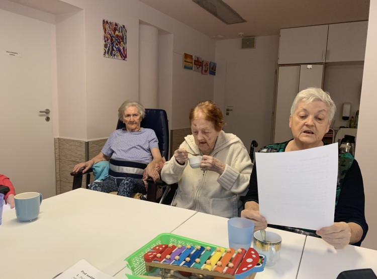 Zpívání pro radost v Centru sociálních služeb Emausy