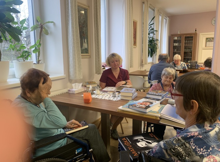 Dobroknihy v Centru sociálních služeb Emausy