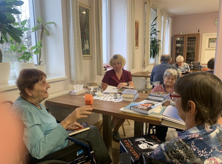 Dobroknihy v Centru sociálních služeb Emausy