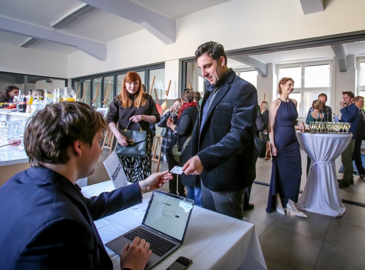 Jak jste si užili třetí Dobročinnou aukci pro Domácí hospic Ledax