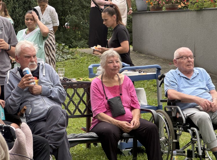 Klienti si opět užili zahradní slavnost