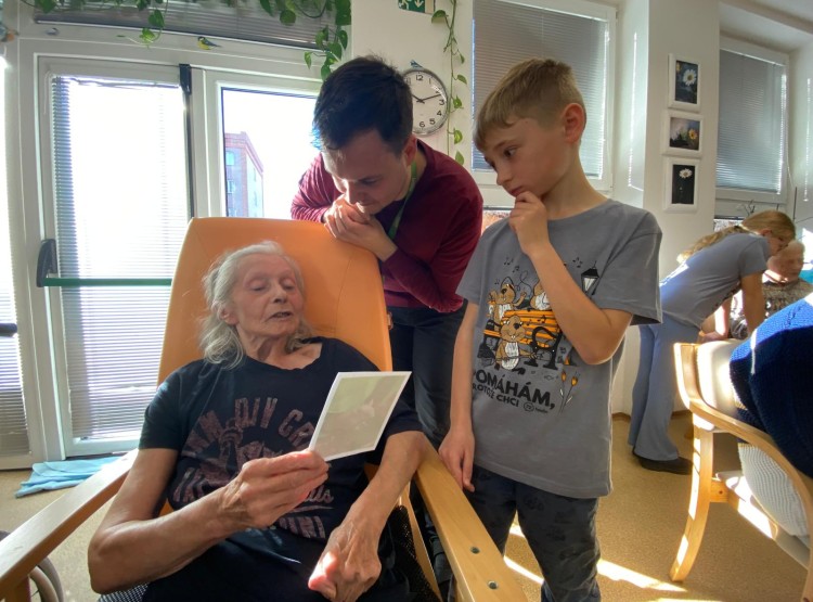 Mazlíčci propojují generaci