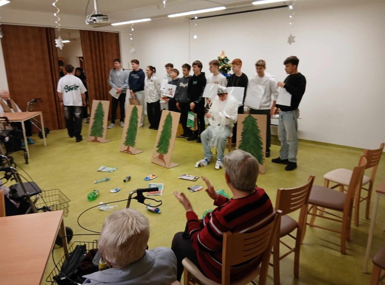 Vánoční eko-pohádka v Dačicích