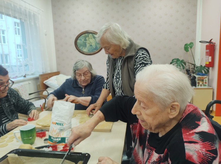 Pečení cukroví a prosincoví oslavenci