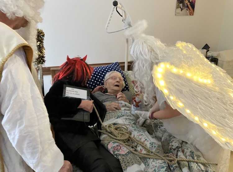 Mikulášská družina v Centru sociáních služeb Emausy