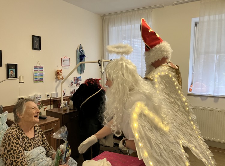 Mikulášská družina v Centru sociáních služeb Emausy