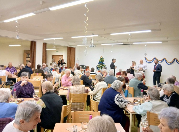 Ohlédnutí za vánočním setkáním v DPS Dačice