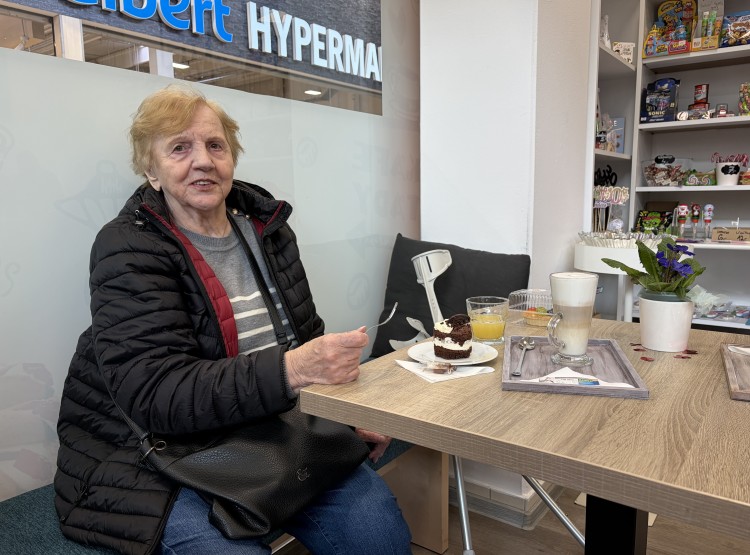 Na nákup a zákusek